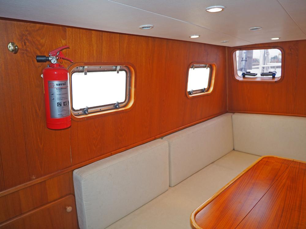 Aft cabin, Accommodation
